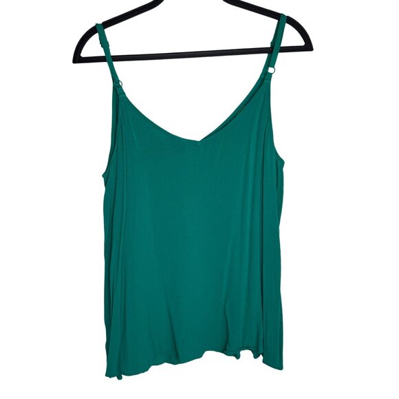 Torrid Floral Embroidered Green Tank Top‎ Size 2 Adjustable Straps Vacation - Picture 8 of 8